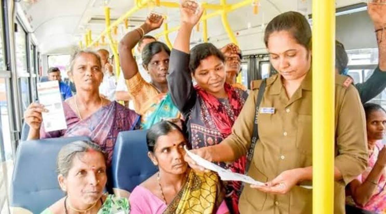 Free travel for women-ಇನ್ನು ಮುಂದೆ ಆಧಾರ್ ಕಾರ್ಡ್ ಇಲ್ಲದಿದ್ದರೂ ಈ ದಾಖಲೆಗಳನ್ನು ಮೊಬೈಲ್ ನಲ್ಲೆ ತೋರಿಸಿ ಉಚಿತ ಪ್ರಯಾಣ ಮಾಡಬಹುದು