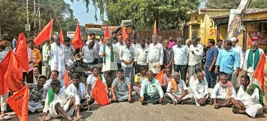 ಕೇಂದ್ರ, ರಾಜ್ಯ ಸರ್ಕಾರ ವಿರುದ್ಧ ರೈತರ ಗುಡುಗು: ಖರೀದಿ ಕೇಂದ್ರ ತೆರೆಯಲು ಒತ್ತಾಯ